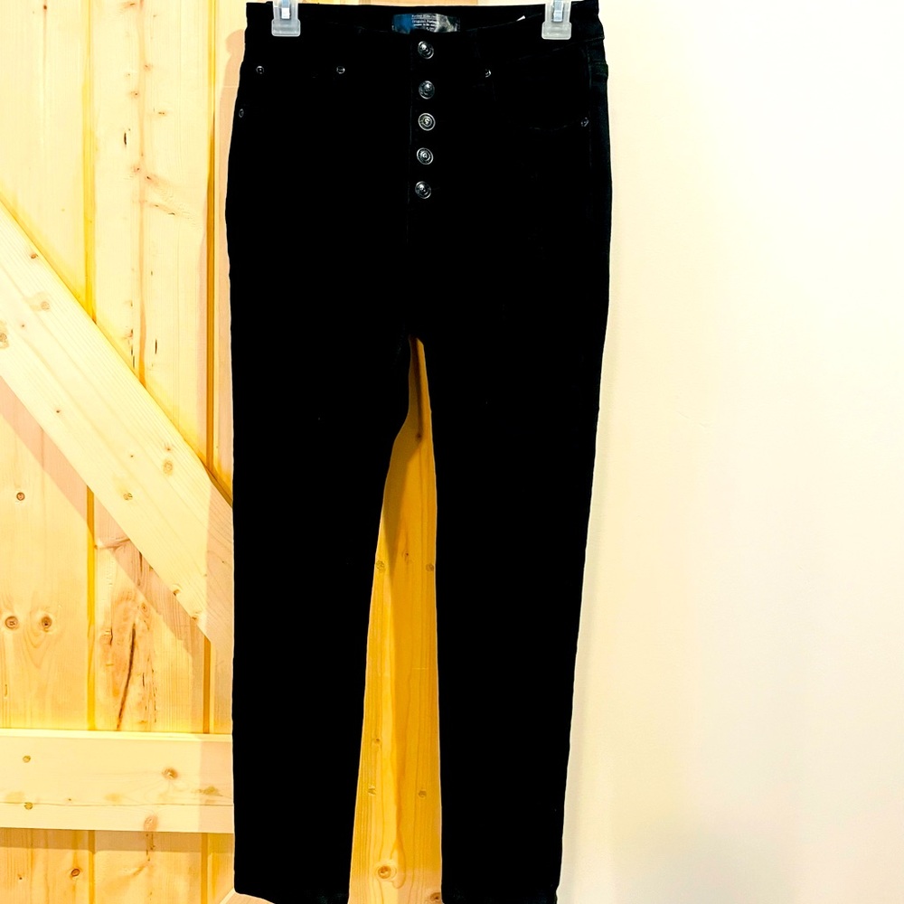 High-Wasted button fly skiing jeans